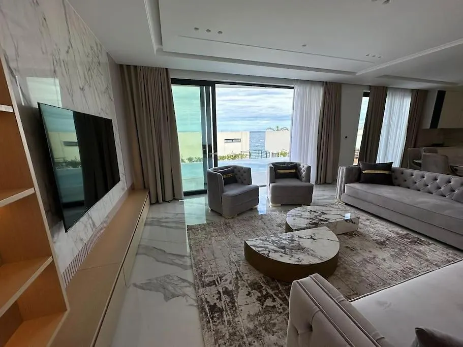 Palmera Gold Vila Sarandë